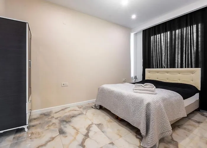 Duplex In Cleopatra, 200 M To The * 阿拉尼亚