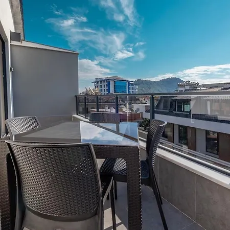 Duplex In Cleopatra, 200 M To The 公寓